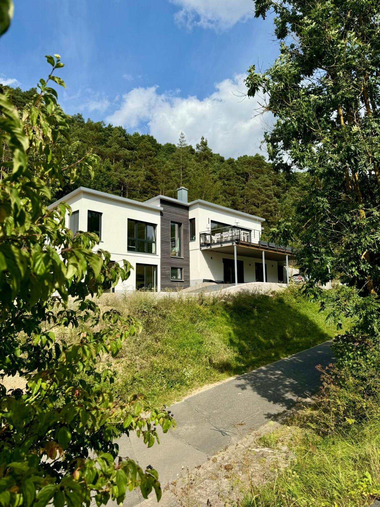 Wohnung Am Wald Geisa المظهر الخارجي الصورة